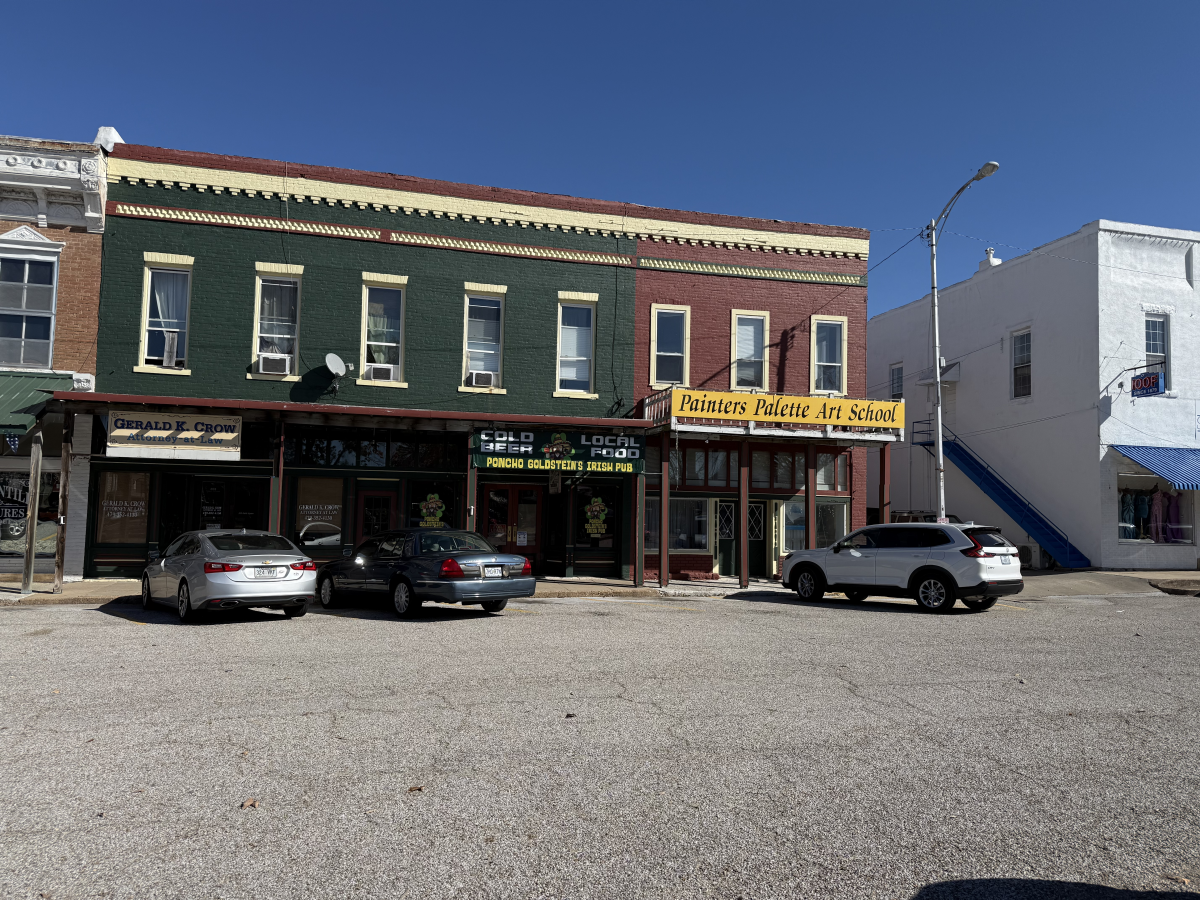 Commercial for sale – 205 Public Square Berryville, AR