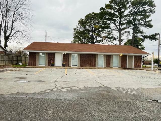 Commercial for sale – 2021 Huntsville Avenue Springdale, AR