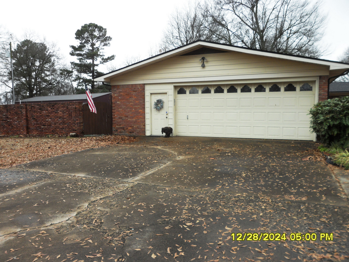 Residential for sale – 2604  Normandy Drive  Newport, AR