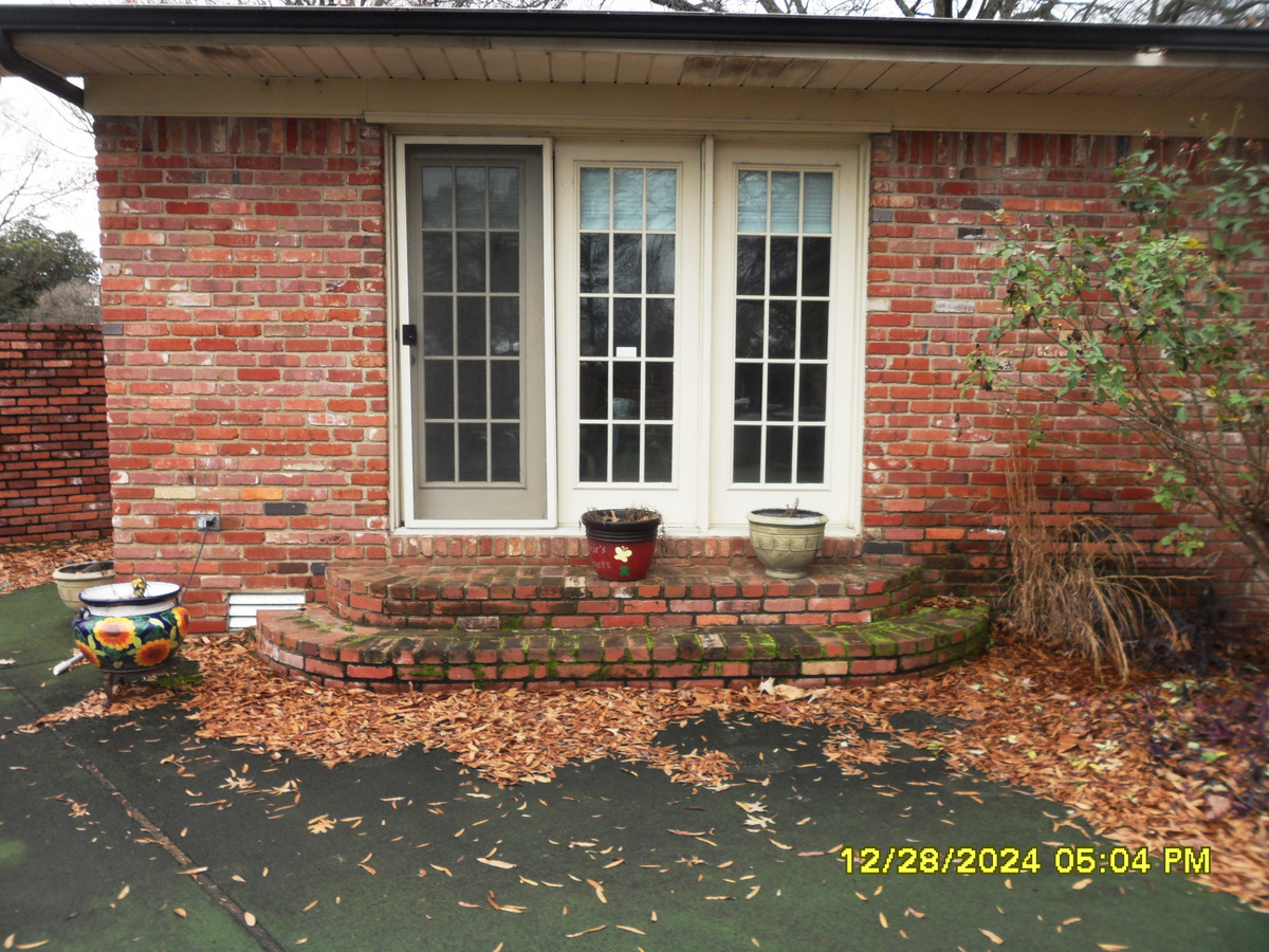 Residential for sale – 2604  Normandy Drive  Newport, AR