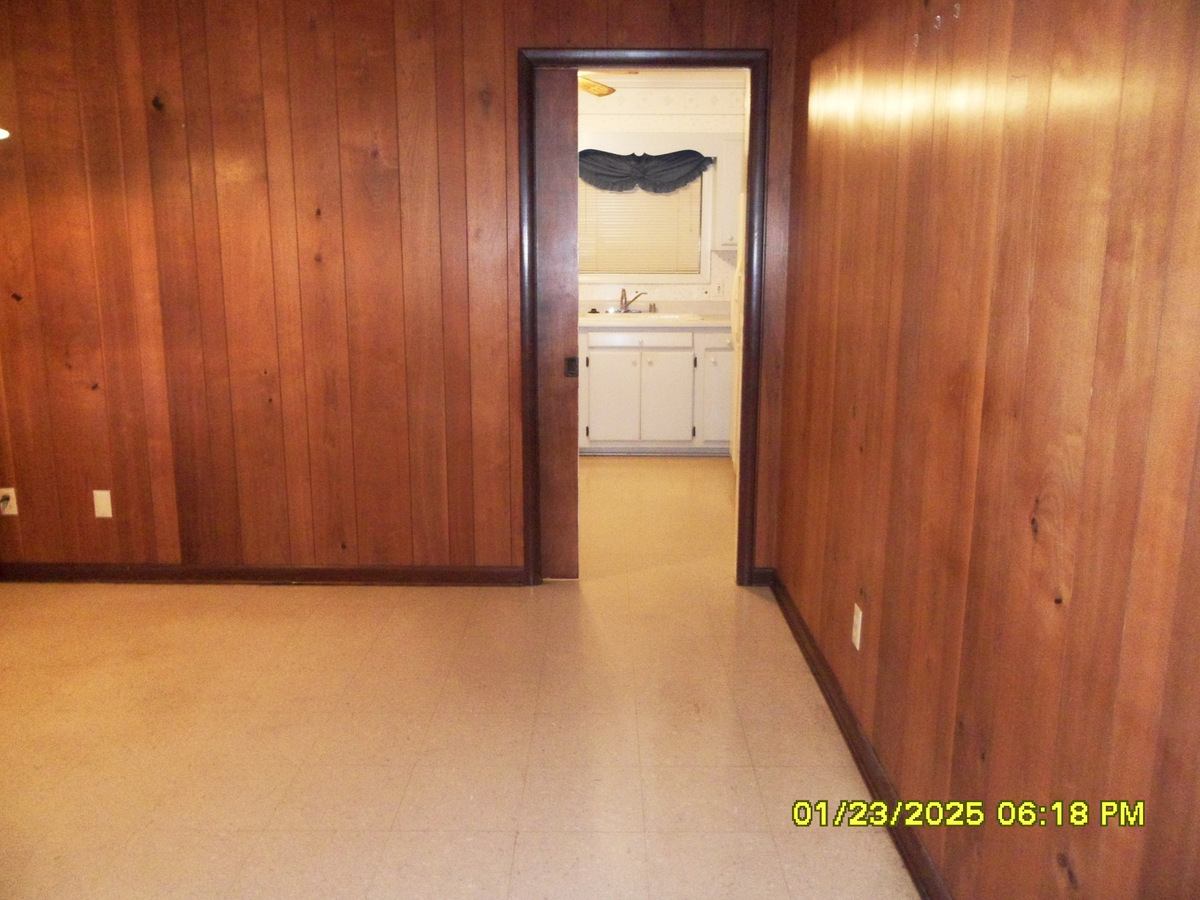 Residential for sale – 2004 North Hwy 367   Newport, AR