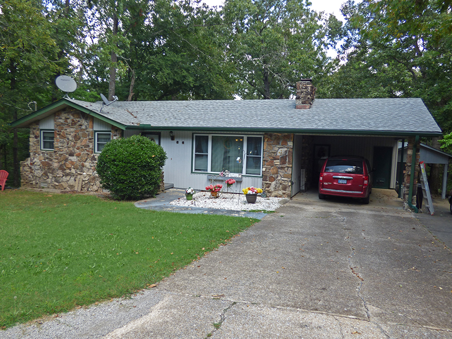 Residential for sale – 47  Lochloosa Drive  Cherokee Village, AR