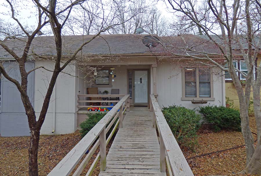Residential for sale – 32  Tenkiller Lane  Cherokee Village, AR