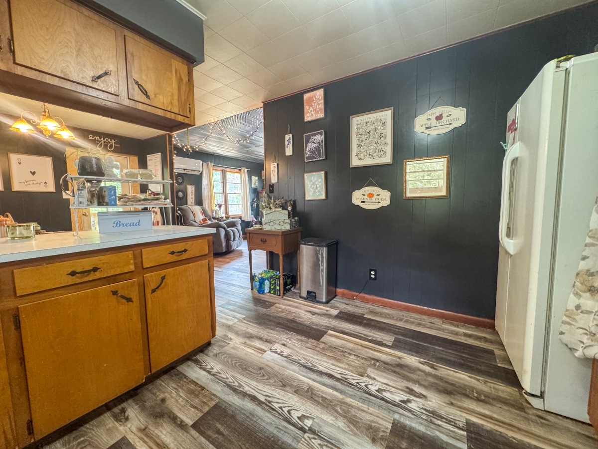 Residential for sale – 2541  Hwy 62/412   Highland, AR