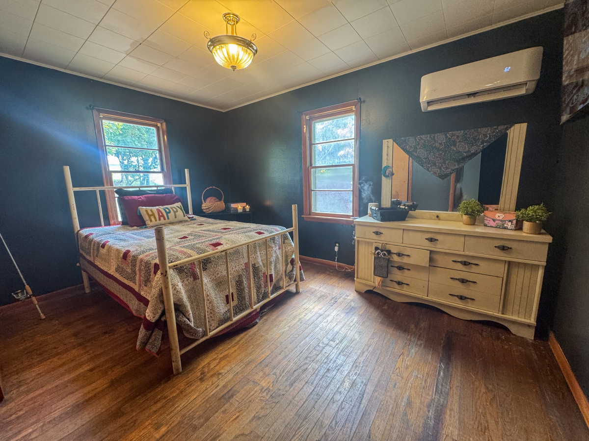 Residential for sale – 2541  Hwy 62/412   Highland, AR