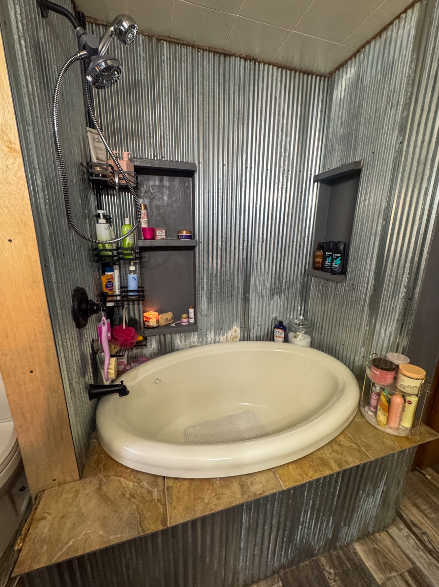 Residential for sale – 2541  Hwy 62/412   Highland, AR