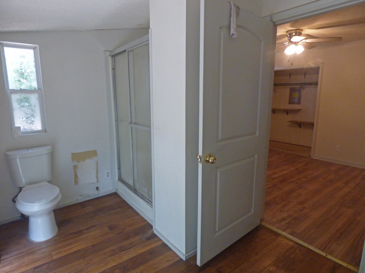 Residential for sale – 4  Oklawaha Drive  Cherokee Village, AR