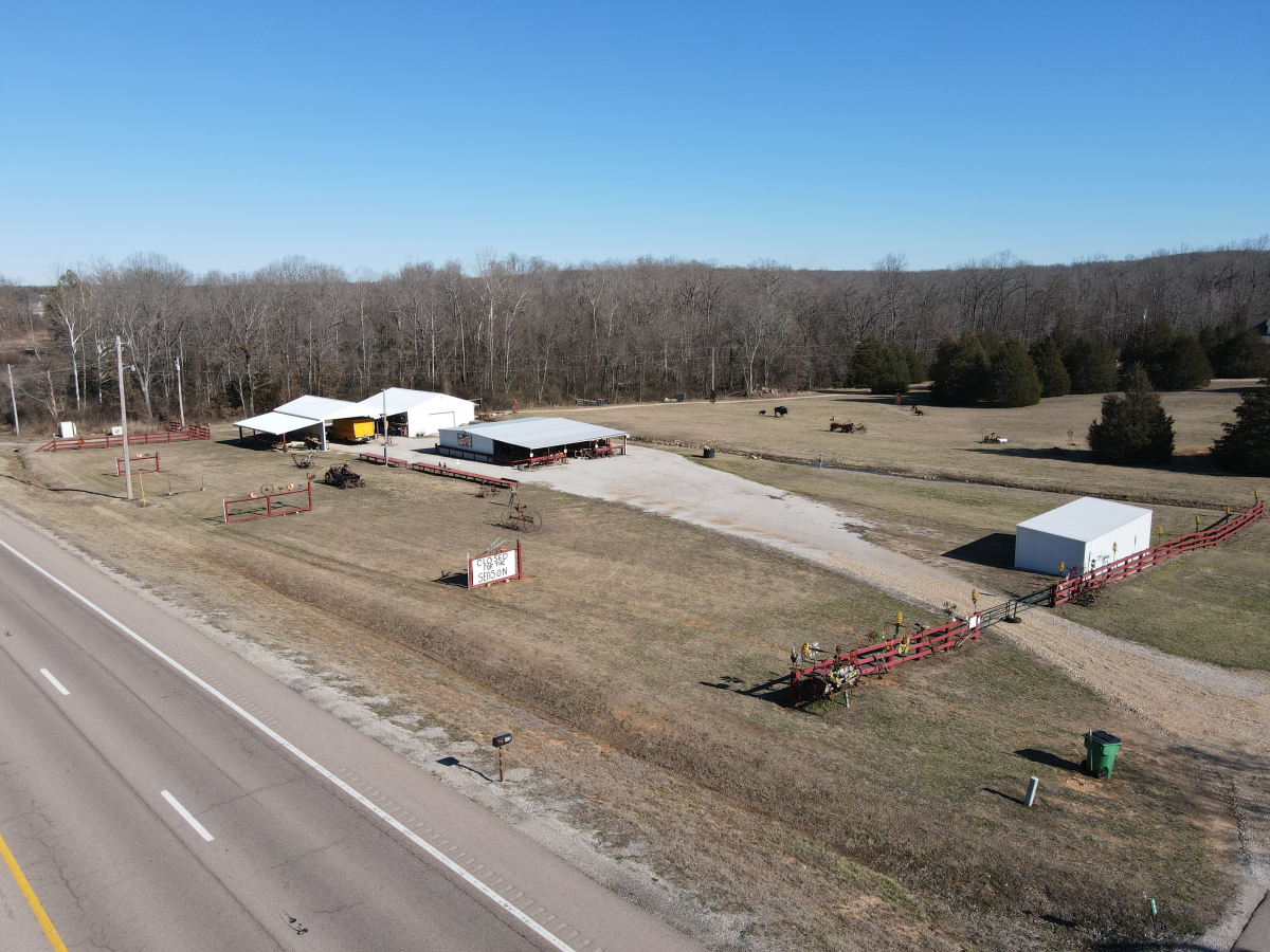 Commercial for sale – 648  Hwy 62-412   Ash Flat, AR