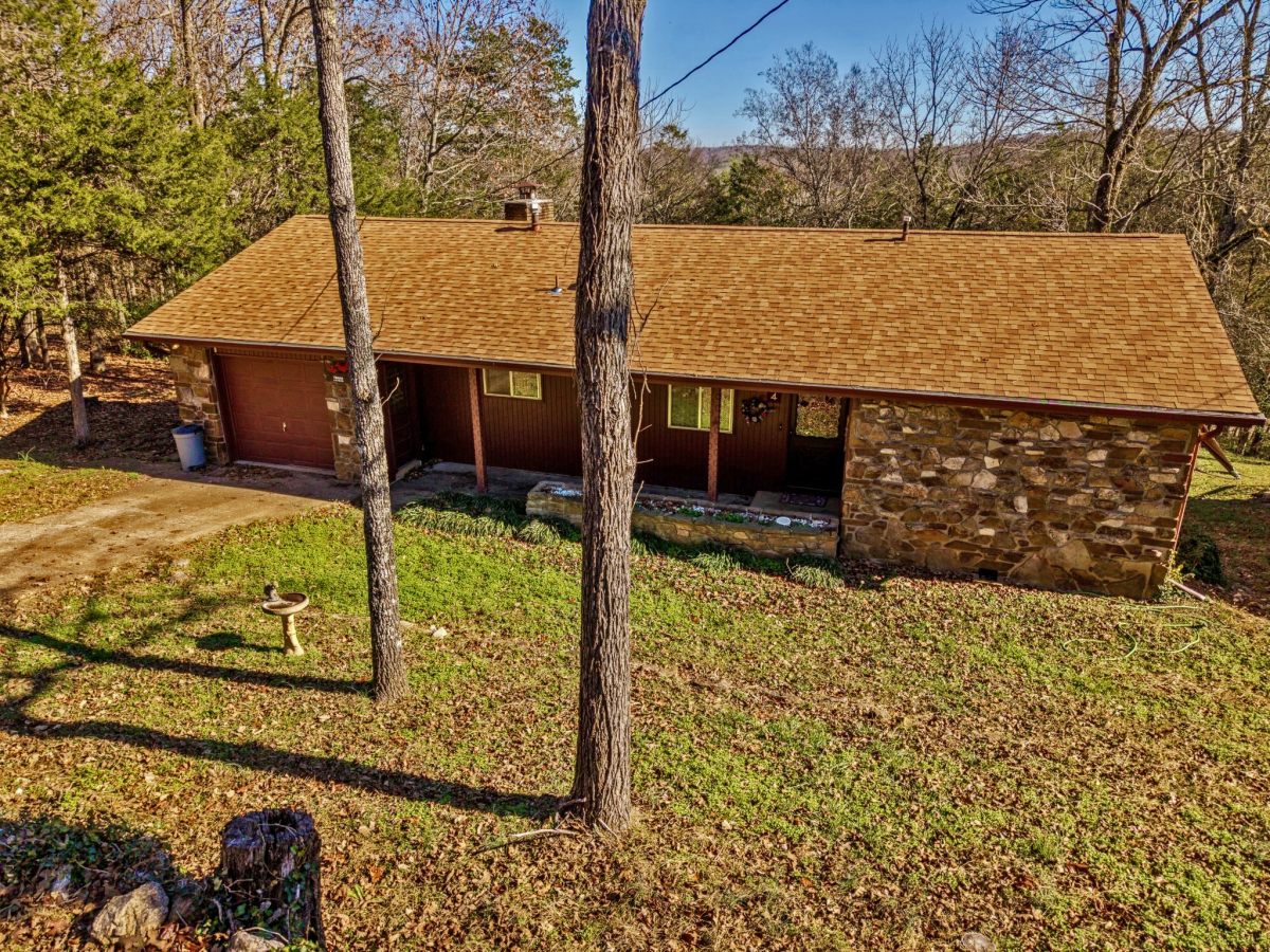 Residential for sale – 4  otter Drive  Cherokee Village, AR