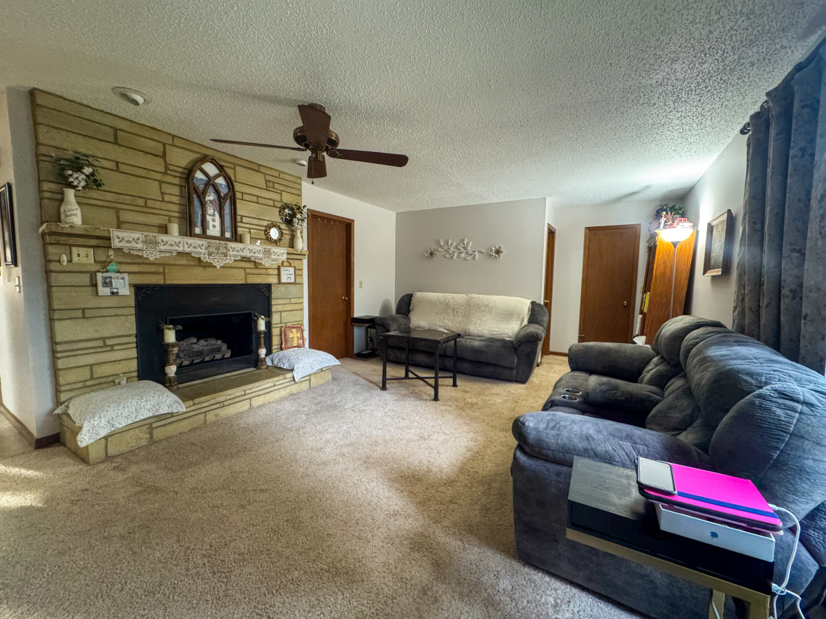 Residential for sale – 4  Menominee Drive  Cherokee Village, AR