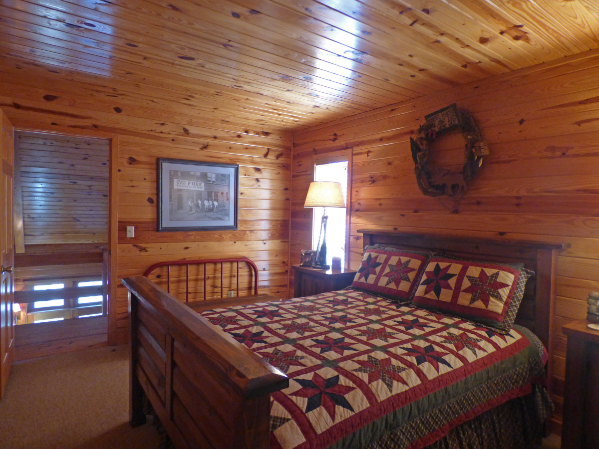 Residential for sale – 235  Waterside Road  Cherokee Village, AR