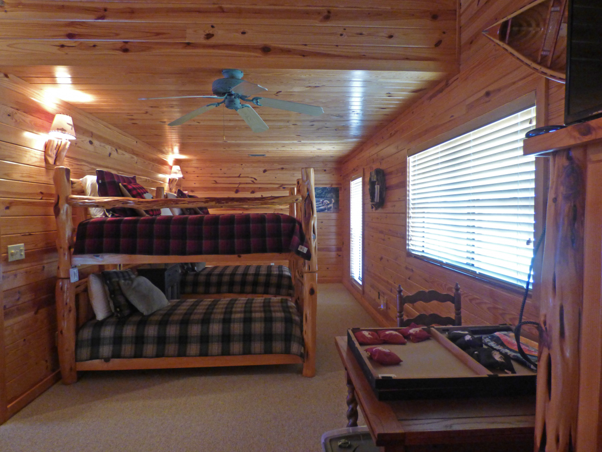 Residential for sale – 235  Waterside Road  Cherokee Village, AR