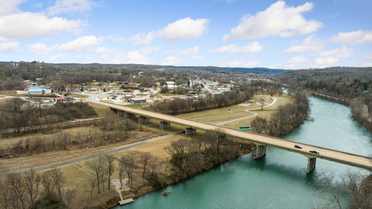 Residential for sale – TBD  Loberg Drive  Hardy, AR