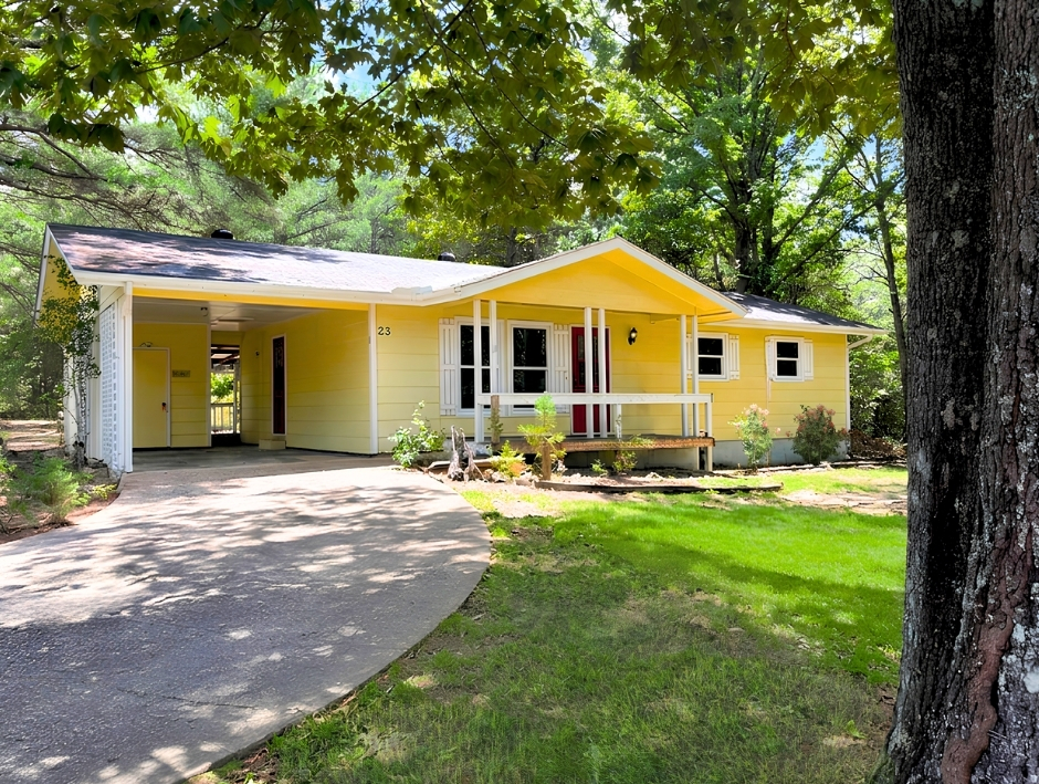 Listing 592224