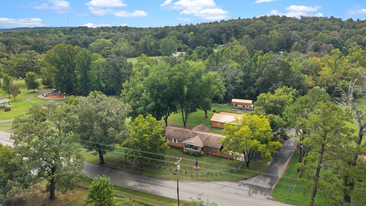 Residential for sale – 215 West Main Street  Evening Shade, AR