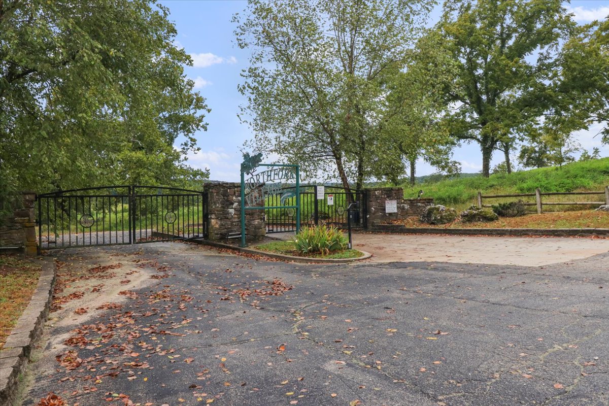 Listing 578328