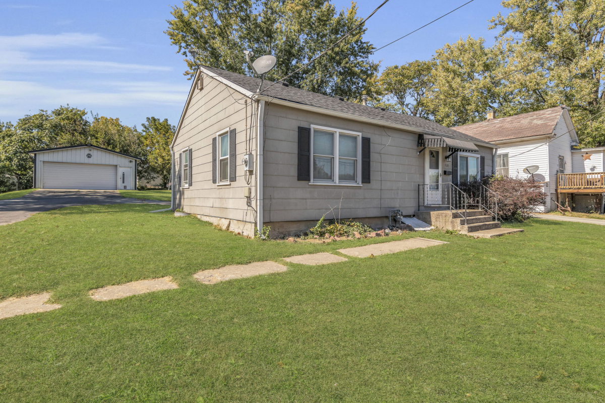 Carrollton MO Home for Sale 501 Crouch MLS 2515726