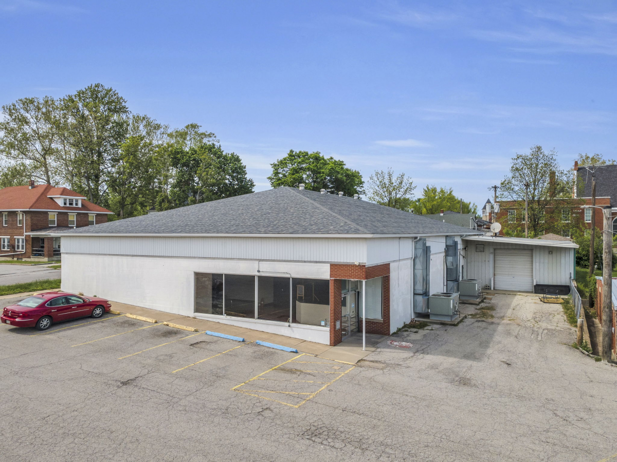 Commercial for sale – 101 North Main Street Carrollton, MO