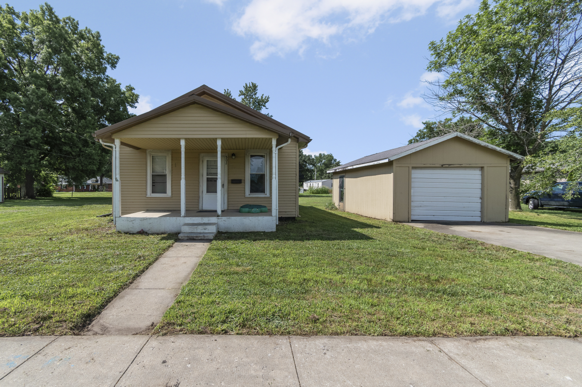 Listing 582247